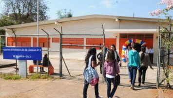 CILs abrem inscrições para cursos de idiomas gratuitos no DF